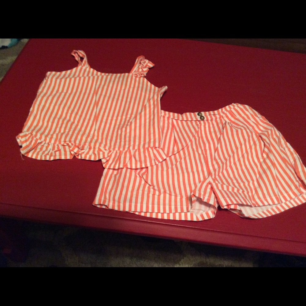 Poof Girl size medium shorts & top set